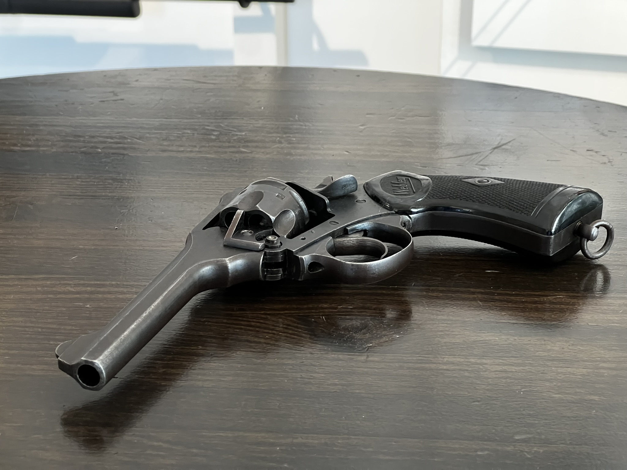 Revolver WEBLEY & SCOTT MARK IV .38 S&W – Image 4